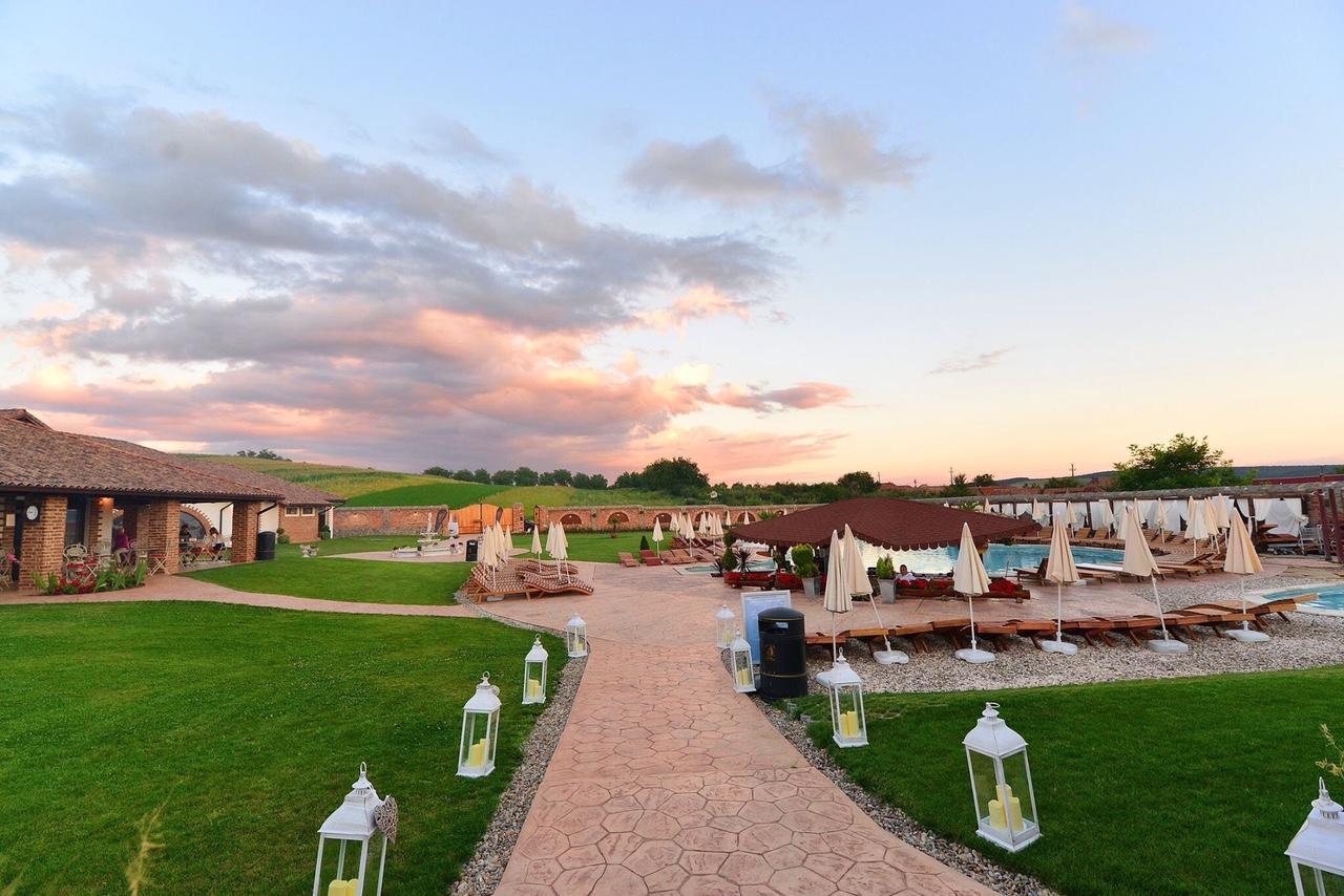Blaj Paradisul Transilvaniei Resort מראה חיצוני תמונה
